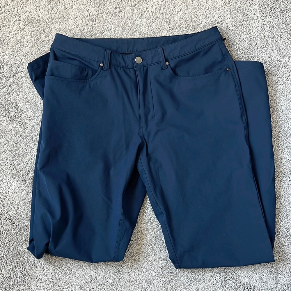 Lululemon ABC pant navy 32x34